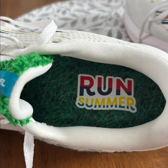 Ladies Brooks Revel 6 sneakers - Picture 8 of 9